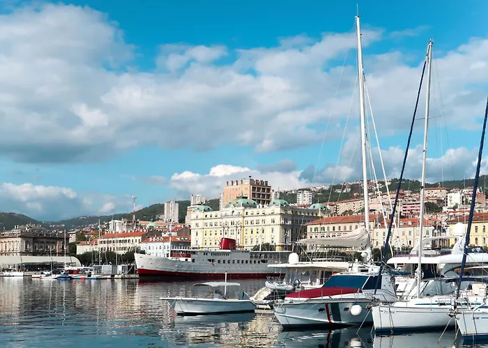 Incenter 2 By Interhome شقة