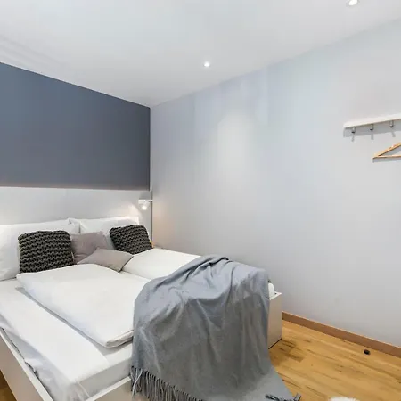 Incenter 2 By Interhome Apartament Rijeka